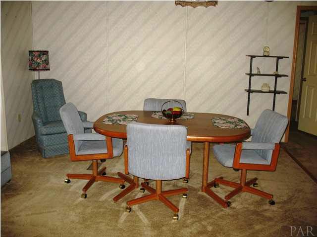 5047 East Lake Road Milton, FL 32583 - Photo 2 of 25 Gallery Image 2