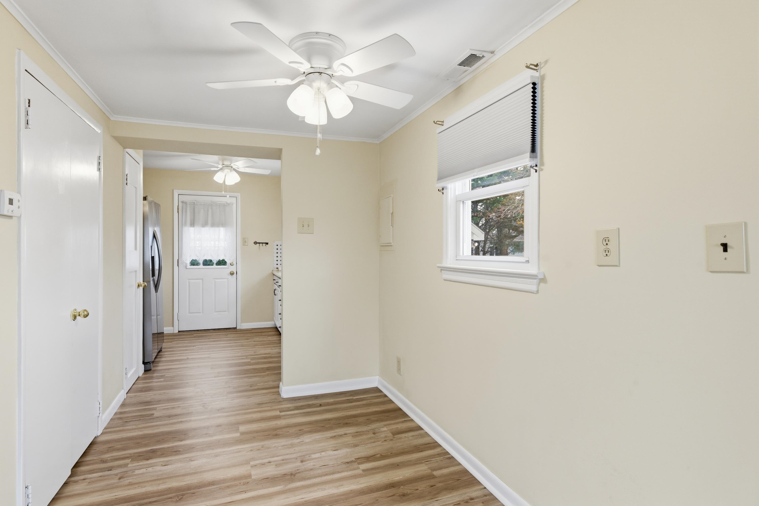 16 East Drumbed Road Villas, NJ 08251 - Photo 18 of 28 a view of a hallway with wooden floor