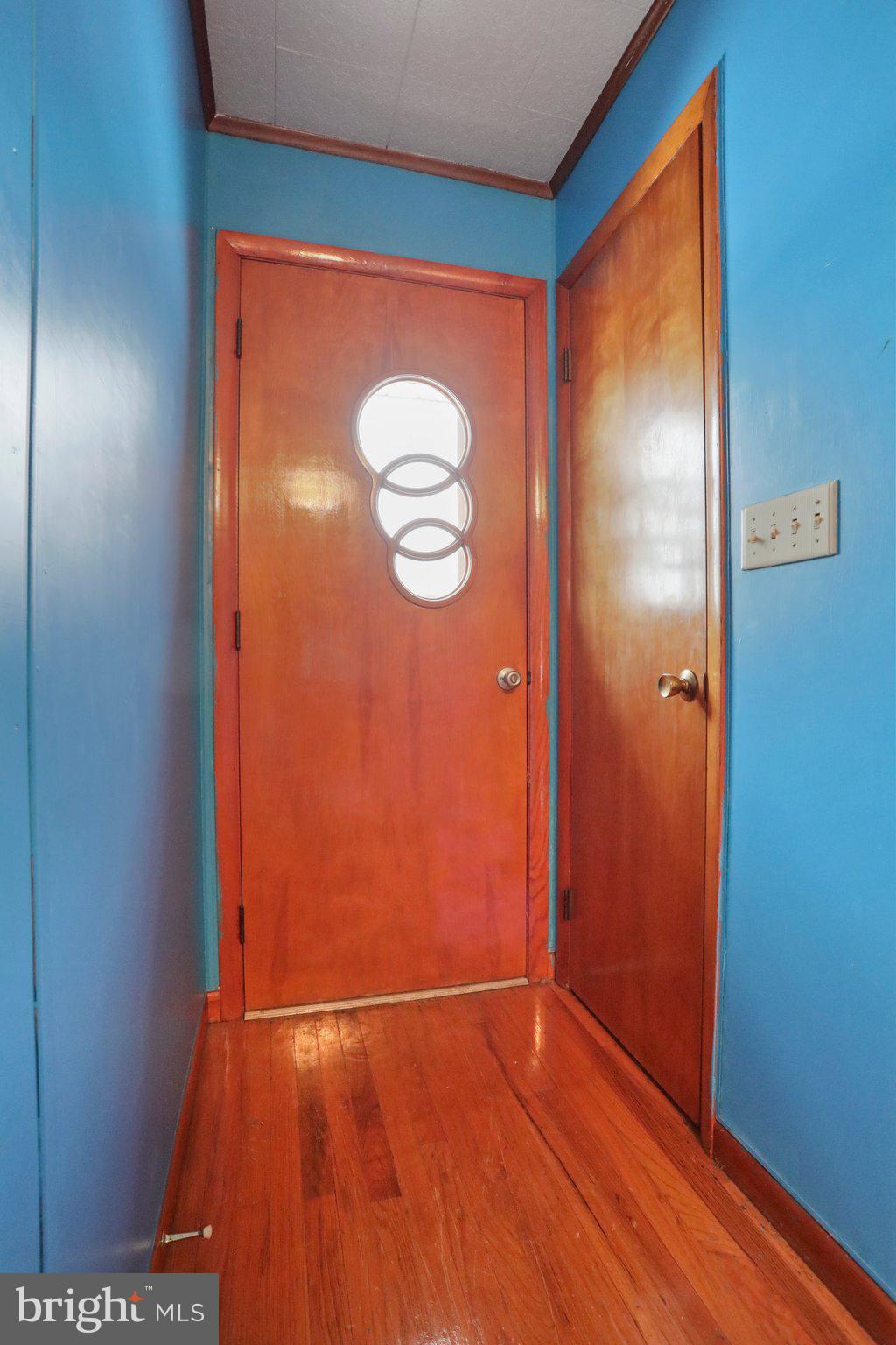 19018 Kerr Road Southwest Frostburg, MD 21532 - Photo 11 of 37 Come on in!