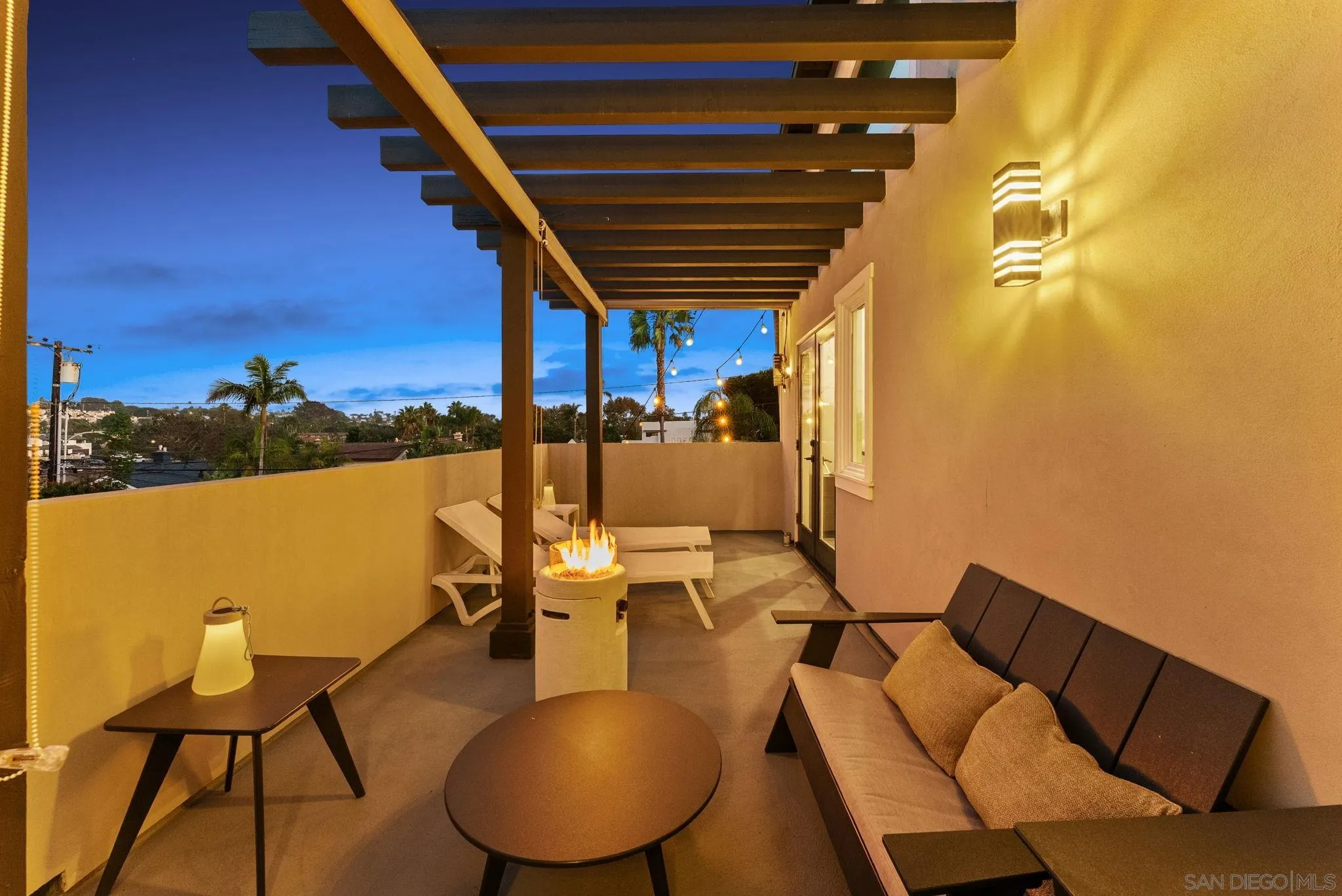 154 Phoebe Street Encinitas, CA 92024 - Photo 59 of 68 Gallery Image 59