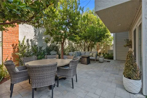 $1,250,000 | 101 Aspen Lane, Costa Mesa, CA 92627