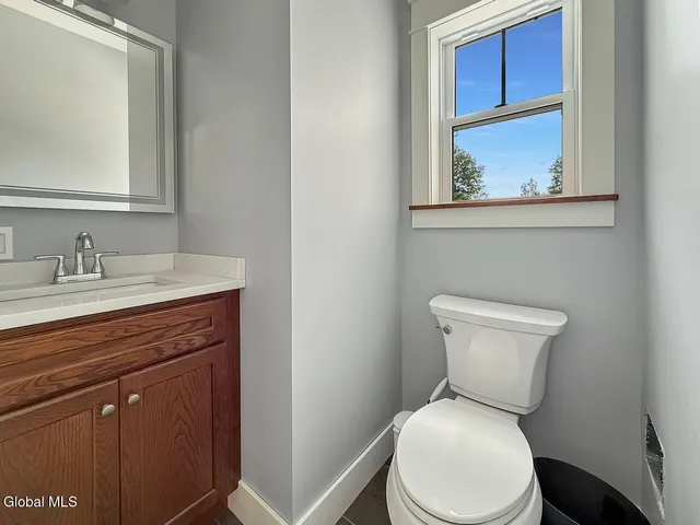 $679,000 | 177 Greene Road, Greenfield, NY 12833