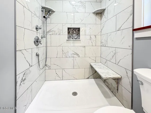 $679,000 | 177 Greene Road, Greenfield, NY 12833