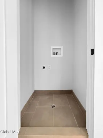 $679,000 | 177 Greene Road, Greenfield, NY 12833