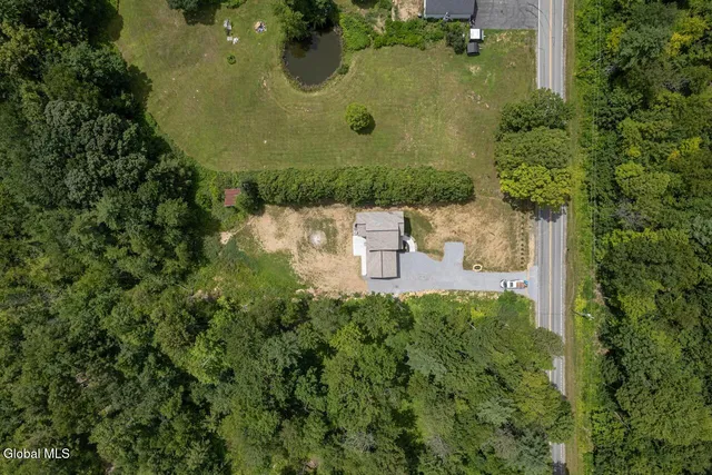 $679,000 | 177 Greene Road, Greenfield, NY 12833