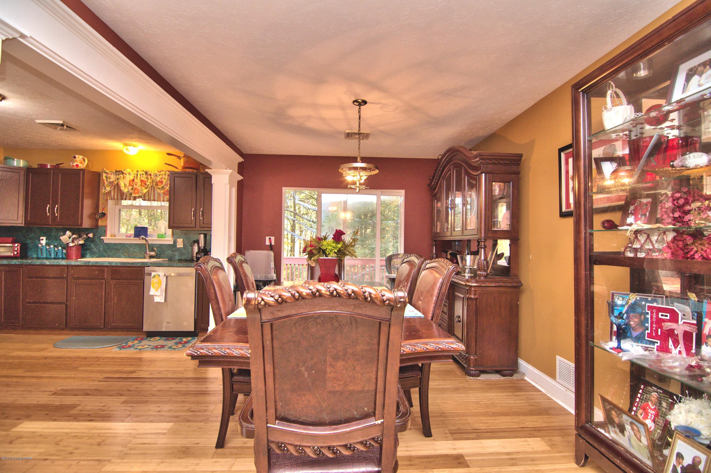 3167 Wilderness Road Pocono Summit, PA 18346 - Photo 20 of 53 Photo- (16)