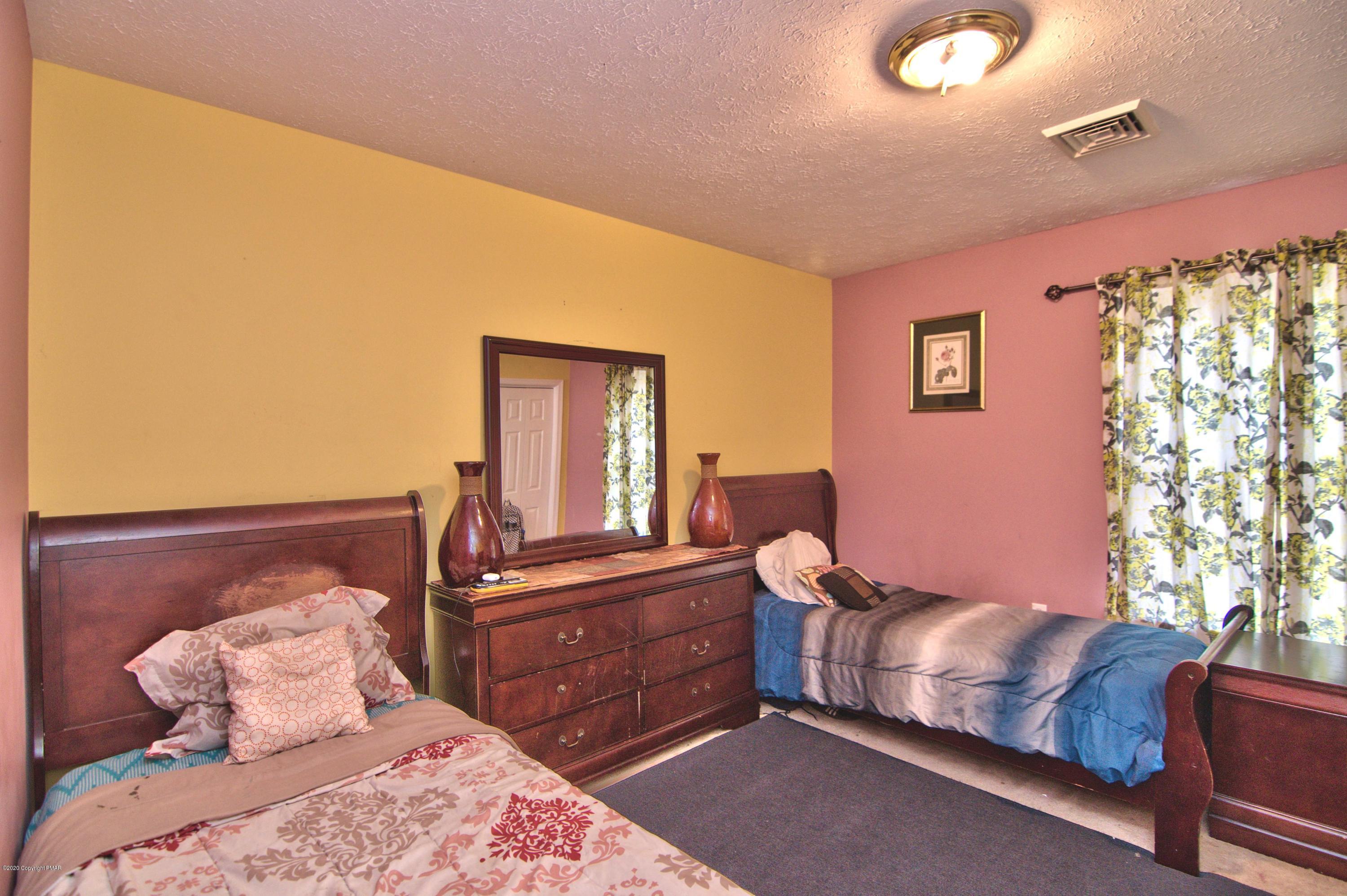 3167 Wilderness Road Pocono Summit, PA 18346 - Photo 25 of 53 Photo- (21)