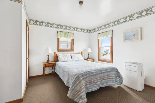 $899,900 | 13 Ocean Boulevard, Hampton, NH 03842