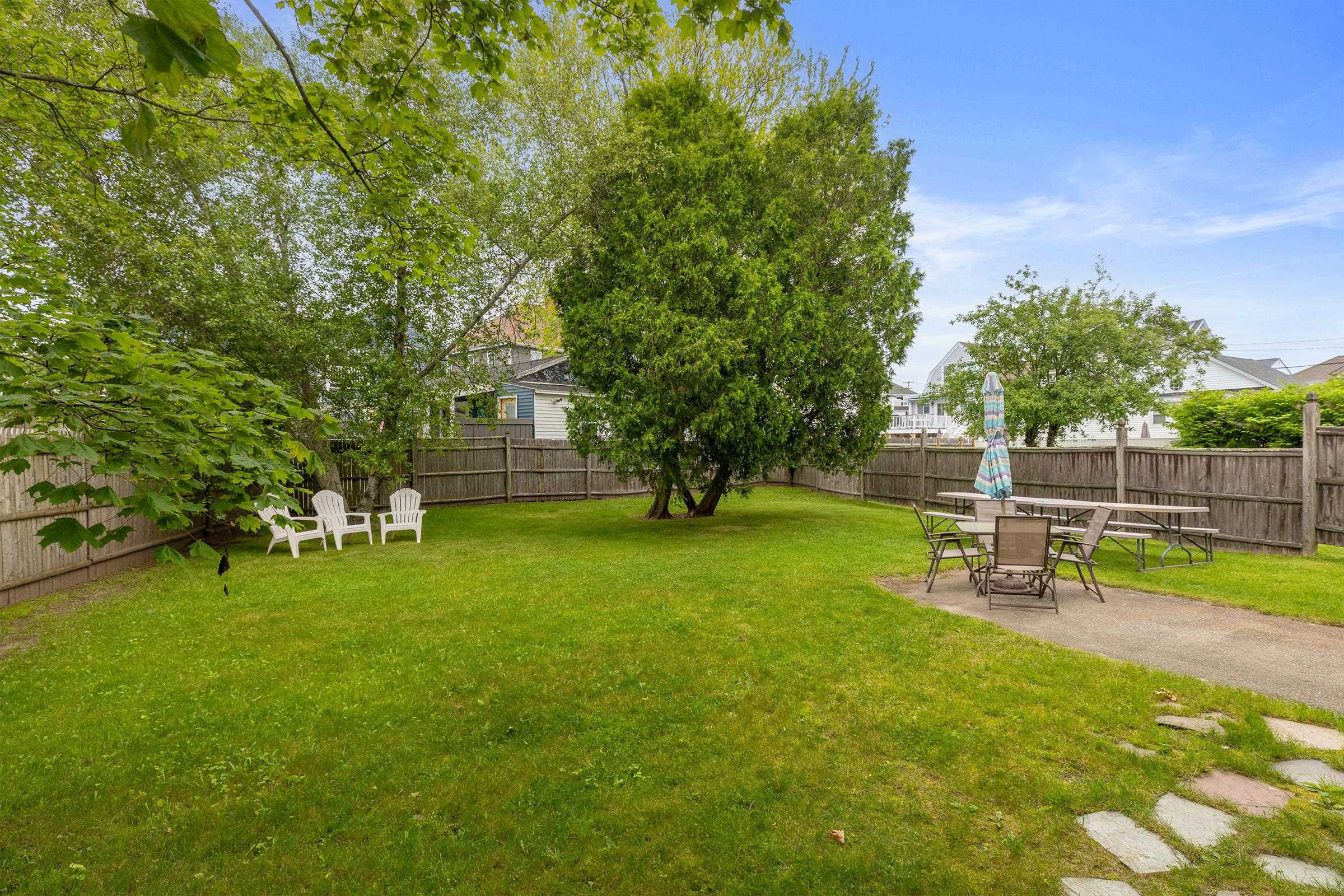 13 Ocean Boulevard Hampton, NH 03842 - Photo 29 of 35