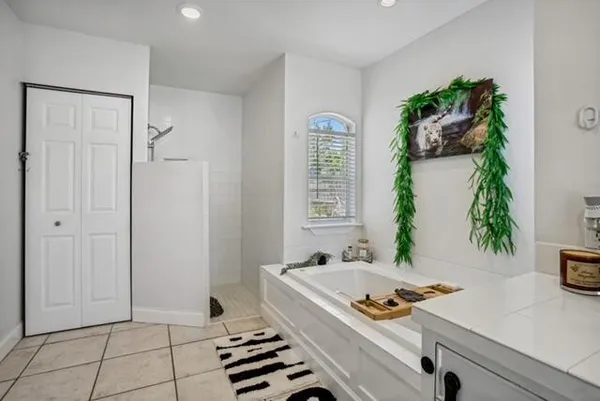 $3,800 | 917 West Drew Street, Lantana, FL 33462