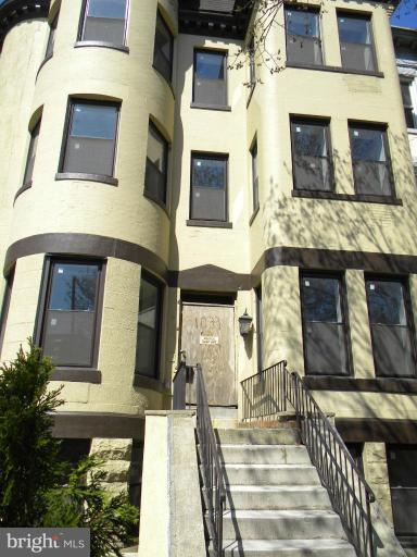 1033 Park Road Northwest Washington, DC 20010 - Photo 2 of 5 Exterior #2
