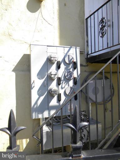 1033 Park Road Northwest Washington, DC 20010 - Photo 4 of 5 Exterior #4