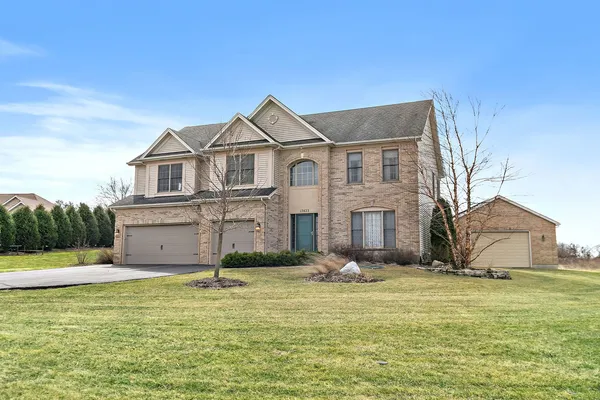 $750,000 | 17423 Cobblestone Bend, Marengo, IL 60152