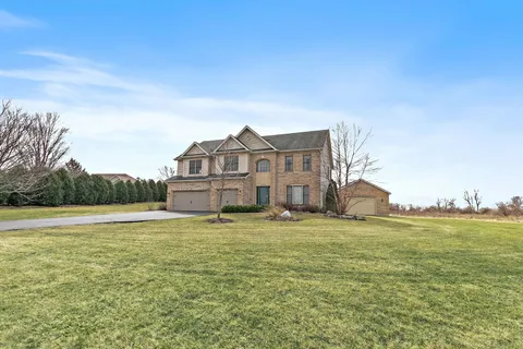 17423 Cobblestone Bend, Marengo, IL 60152