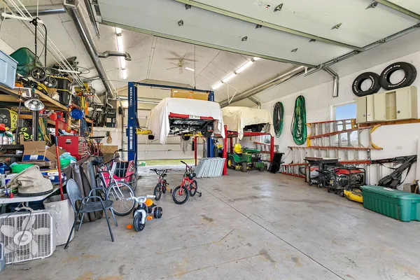 $750,000 | 17423 Cobblestone Bend, Marengo, IL 60152