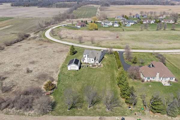 $750,000 | 17423 Cobblestone Bend, Marengo, IL 60152