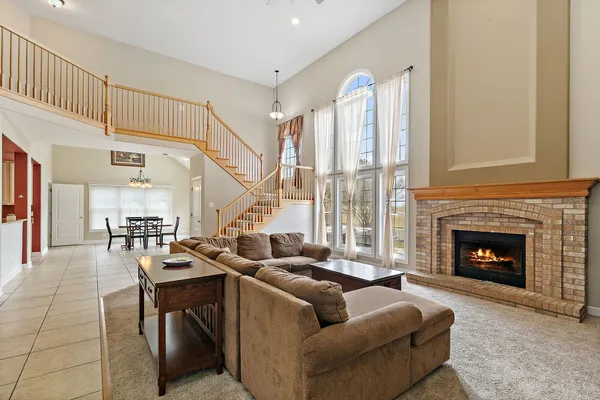 $750,000 | 17423 Cobblestone Bend, Marengo, IL 60152