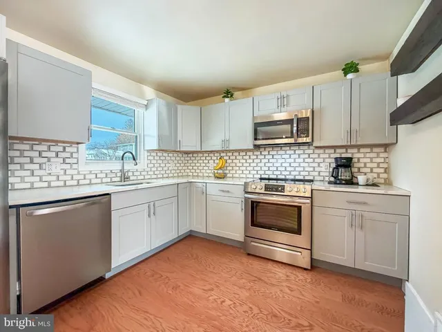 $539,900 | 60 Caledonia Drive, Warminster, PA 18974