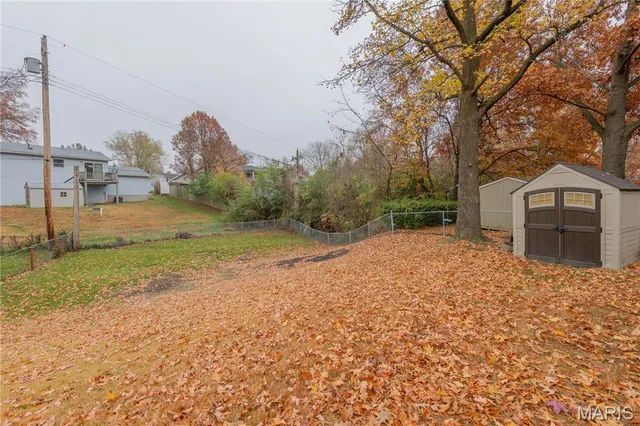 $252,400 | 702 St Anthony Drive, Godfrey, IL 62035