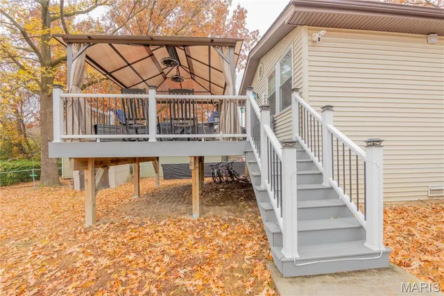 $254,900 | 702 St Anthony Drive, Godfrey, IL 62035