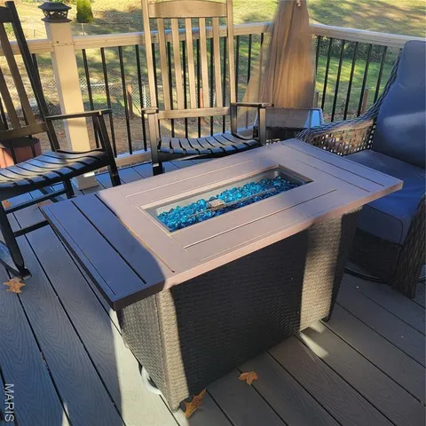 $254,900 | 702 St Anthony Drive, Godfrey, IL 62035