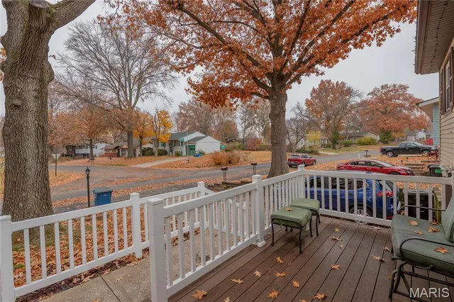 $252,400 | 702 St Anthony Drive, Godfrey, IL 62035