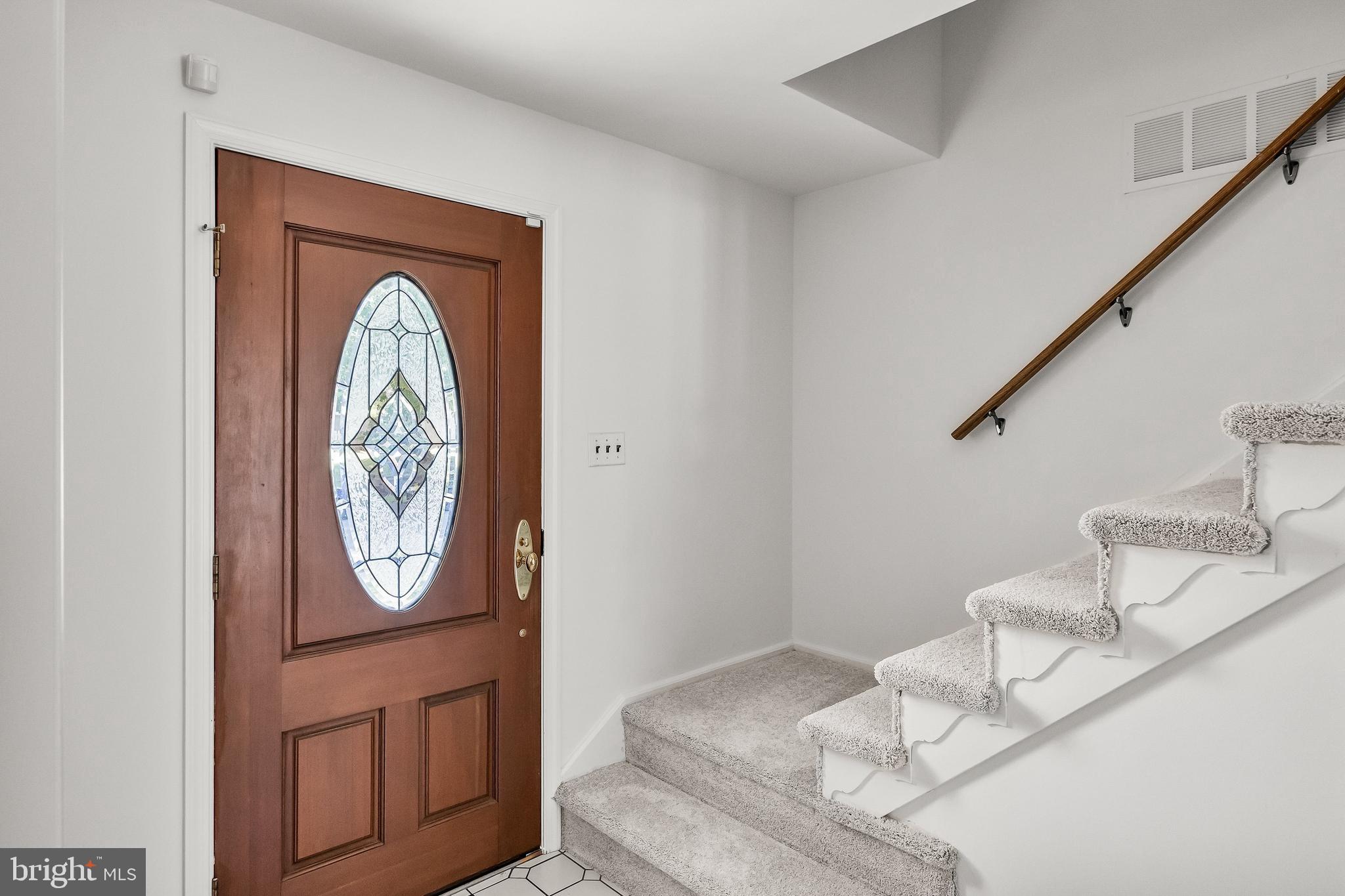 175 Oxford Road Delran, NJ 08075 - Photo 4 of 40