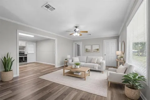 $189,000 | 806 Martha Street, Westlake, LA 70669