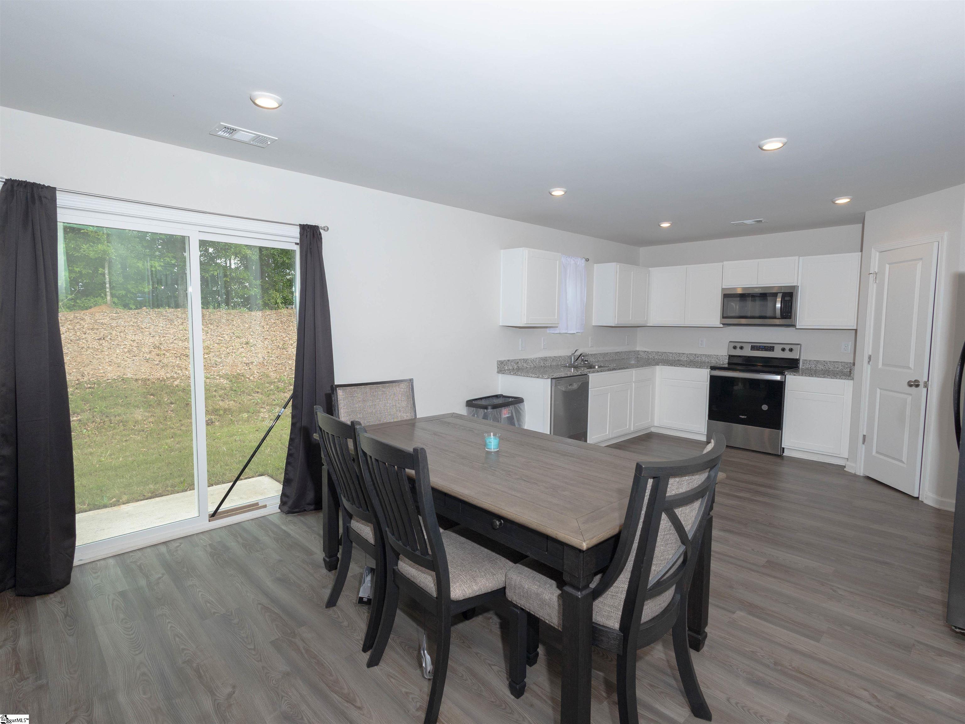 212 David Drive Williamston, SC 29697 - Photo 8 of 28