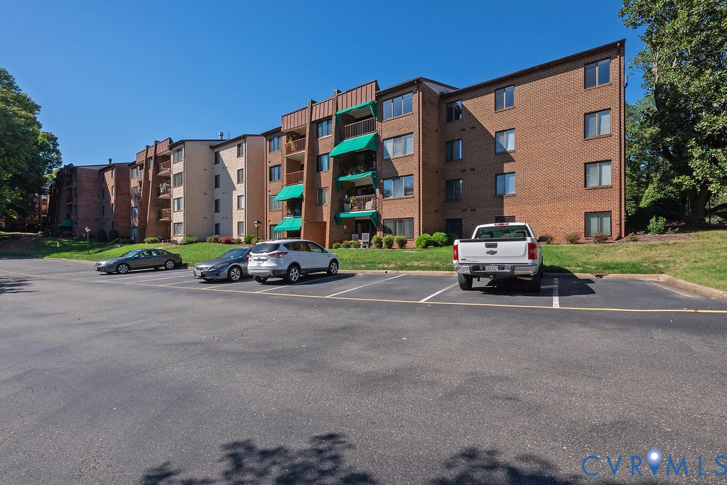 a car parked in front of a building