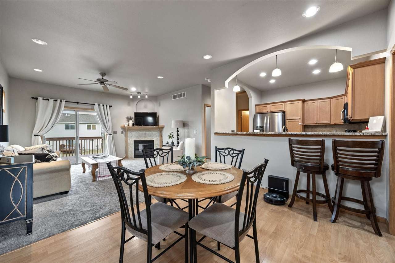 197 South Park Ridge Road North Liberty, IA 52317 - Photo 5 of 27 Gallery Image 5