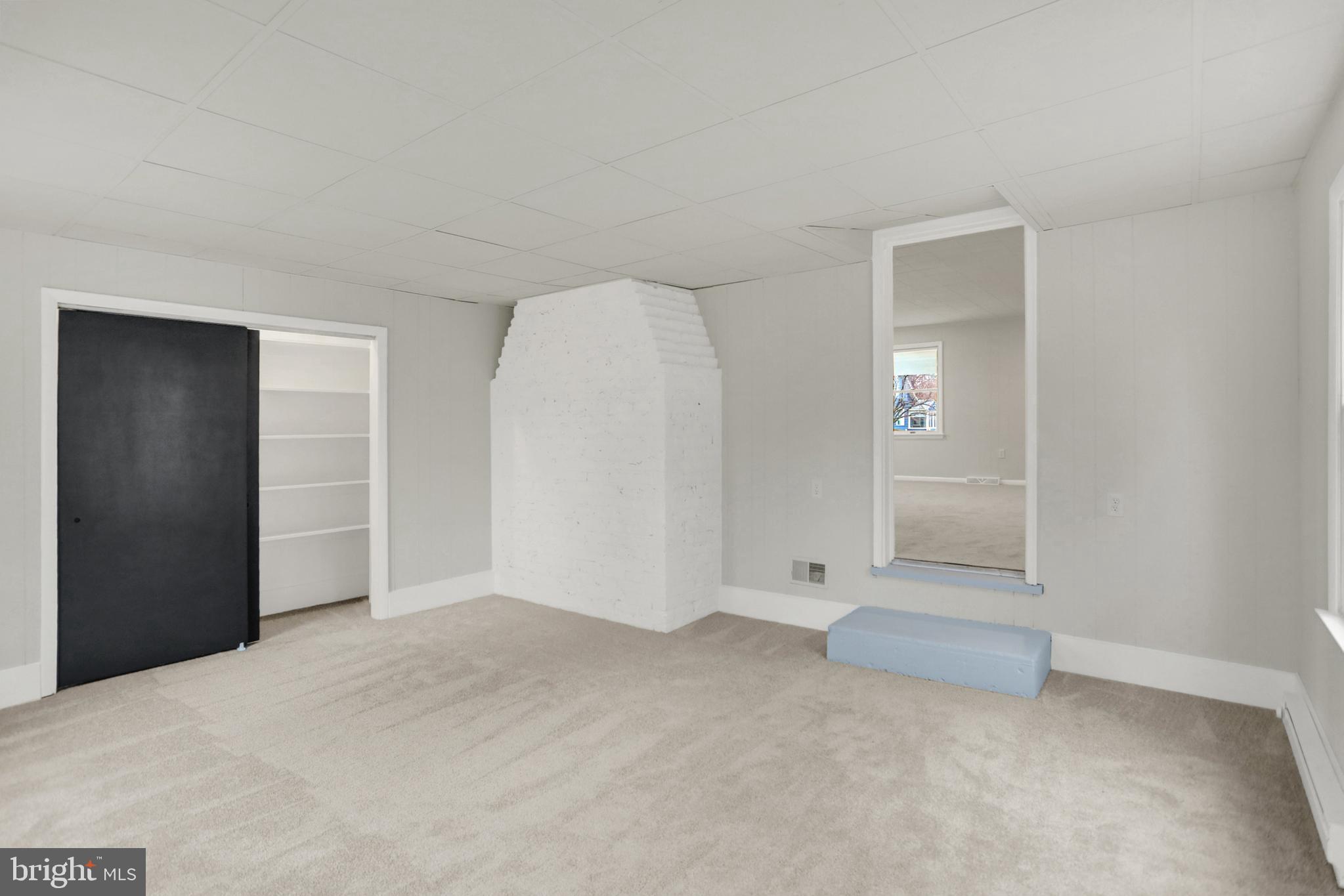 311 Pine Road Mount Holly Springs, PA 17065 - Photo 10 of 44 an empty room with windows