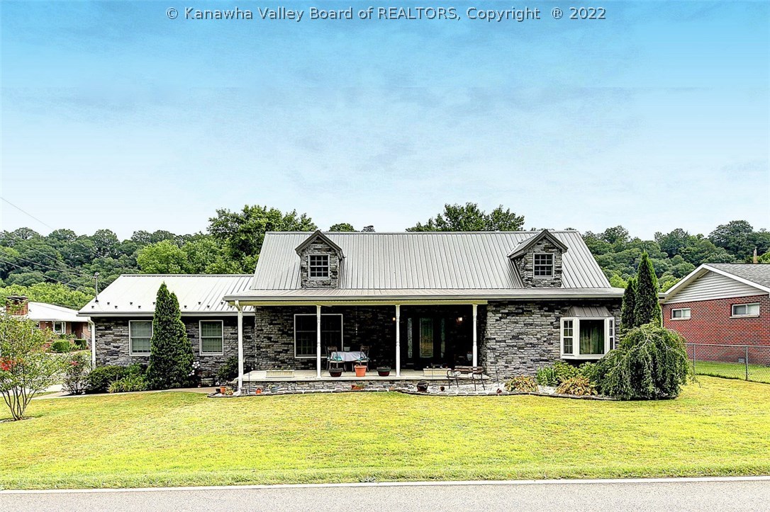 442 Strawberry Road St. Albans, WV 25177 - Photo 1 of 37 Gallery Image 1
