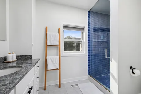 $899,900 | 1809 West Melrose Street, Chicago, IL 60657