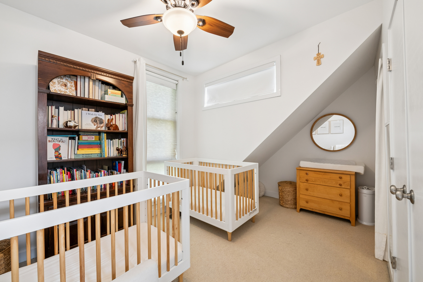 1809 West Melrose Street Chicago, IL 60657 - Photo 15 of 25 a bedroom with furniture and a large window