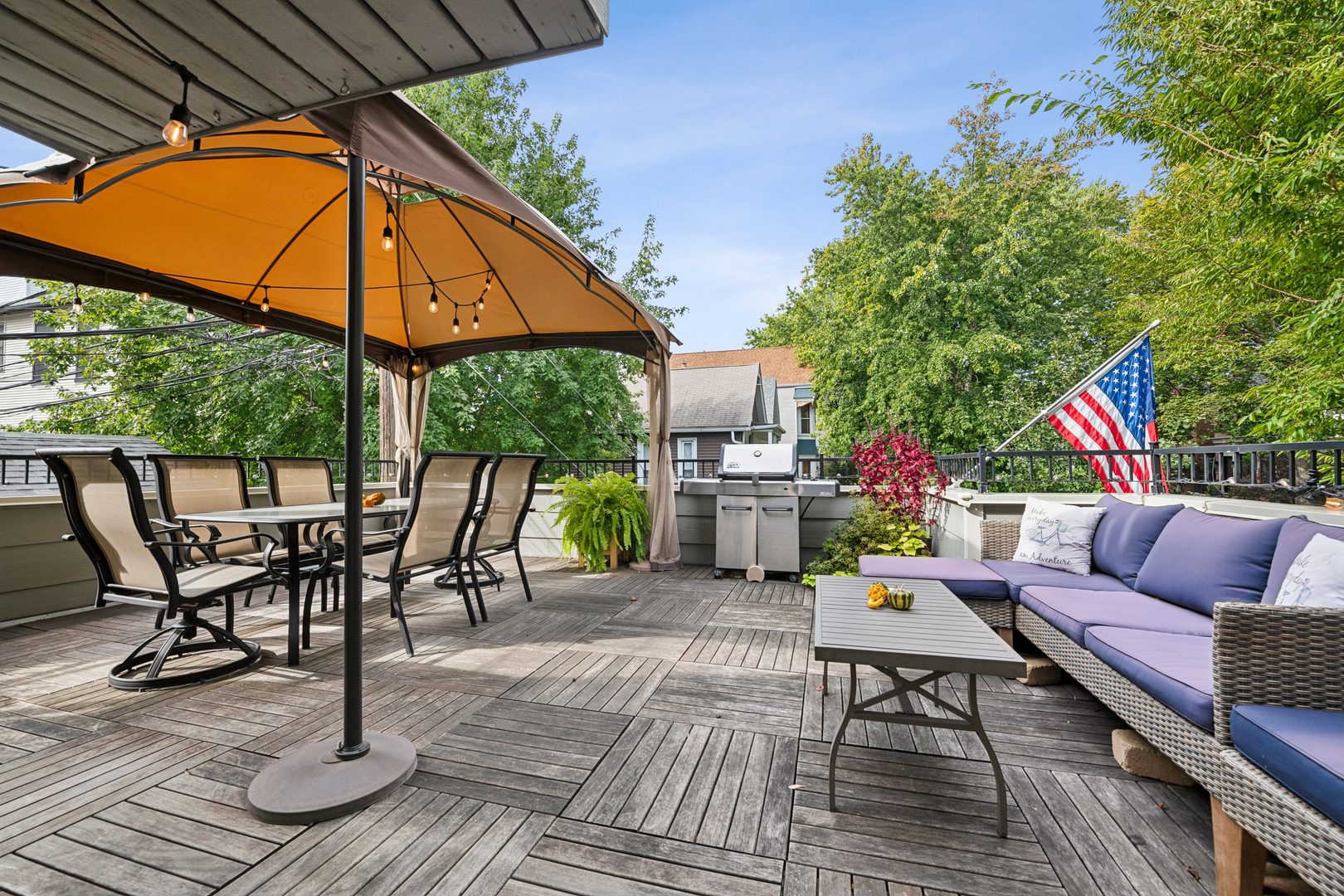 1809 West Melrose Street Chicago, IL 60657 - Photo 21 of 25 an outdoor space with furniture