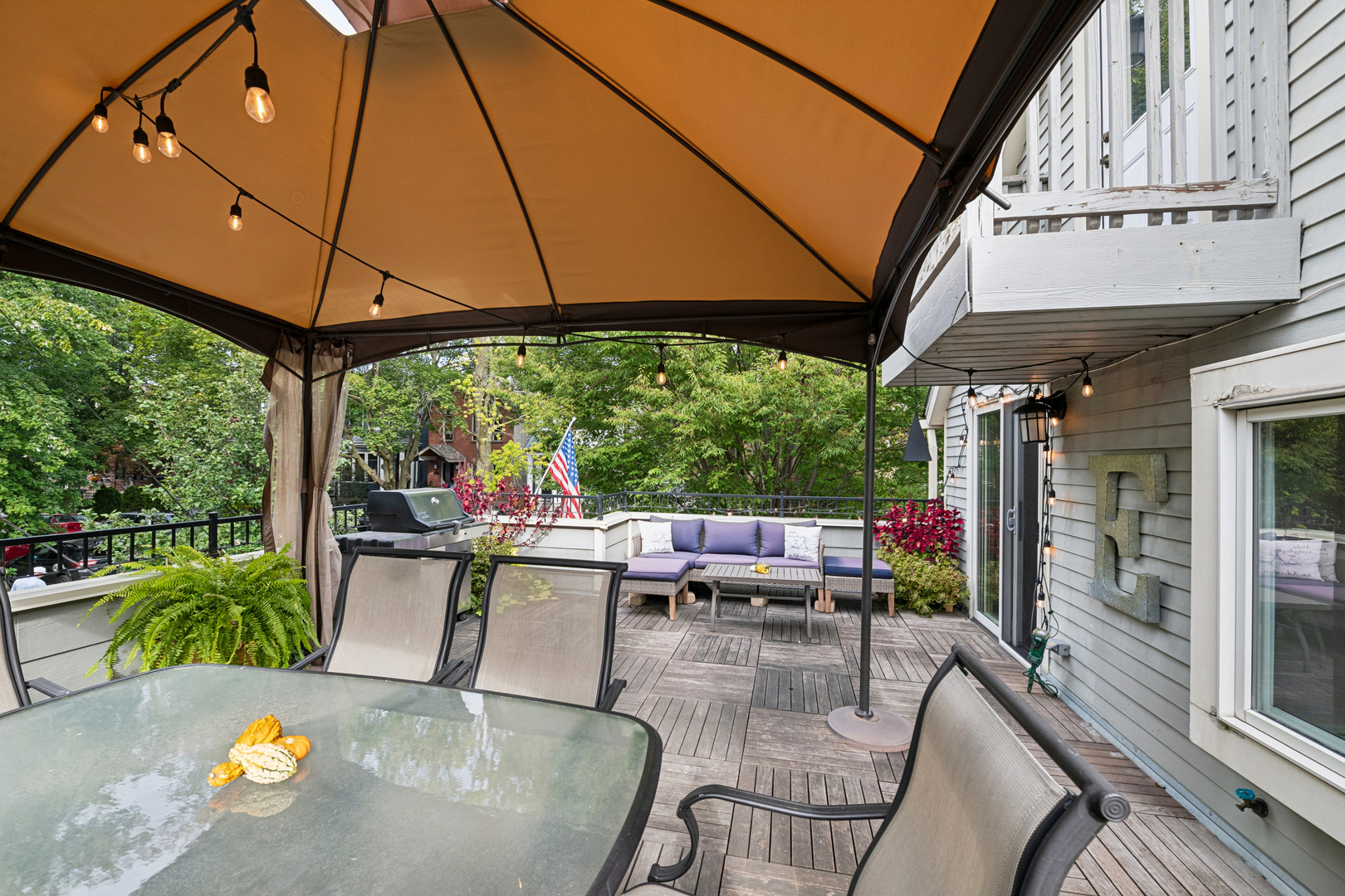 1809 West Melrose Street Chicago, IL 60657 - Photo 22 of 25 a view of outdoor space yard and patio