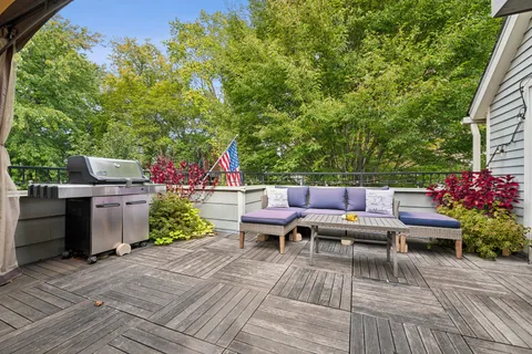 $899,900 | 1809 West Melrose Street, Chicago, IL 60657