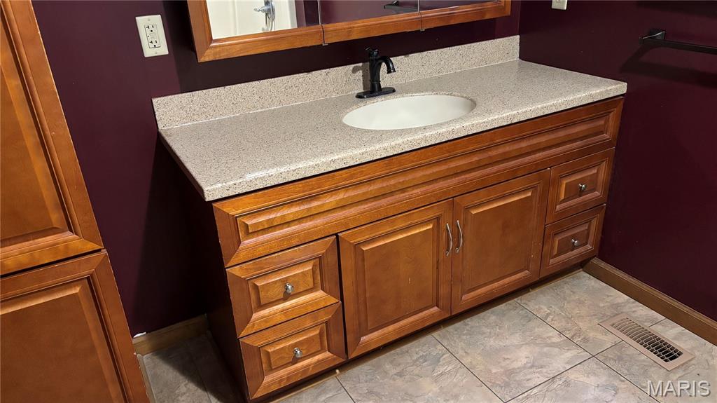4002 Nation Road Salem, IL 62881 - Photo 7 of 36