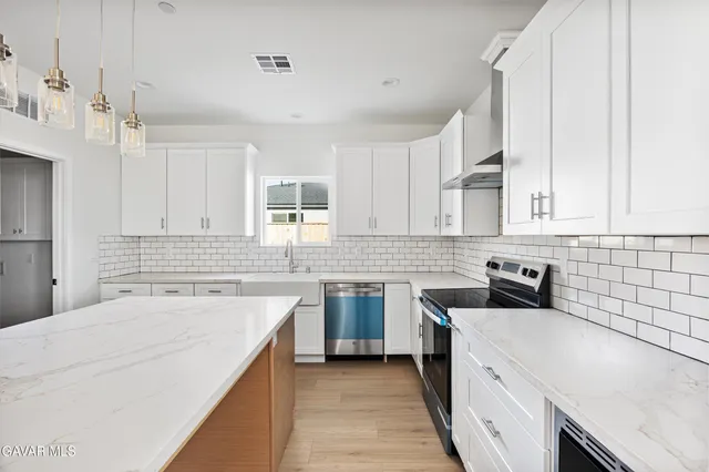 $390,000 | 9709 Susan Avenue, California City, CA 93505