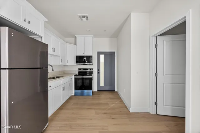 $390,000 | 9709 Susan Avenue, California City, CA 93505