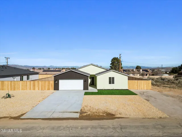 $390,000 | 9709 Susan Avenue, California City, CA 93505