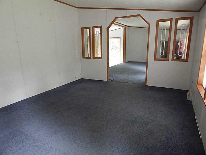 746 Dead River Road Litchfield, ME 04350 - Photo 6 of 13 Family Room.