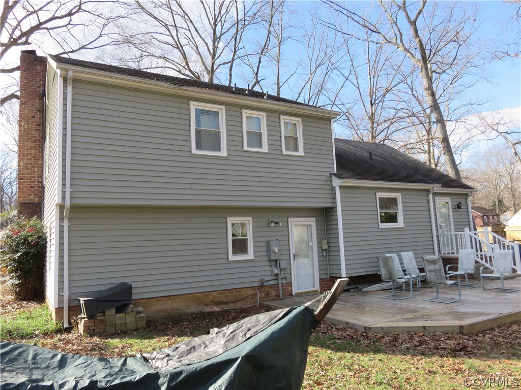 11006 Rockledge Road North Chesterfield, VA 23235 - Photo 5 of 43 a view of a house with backyard
