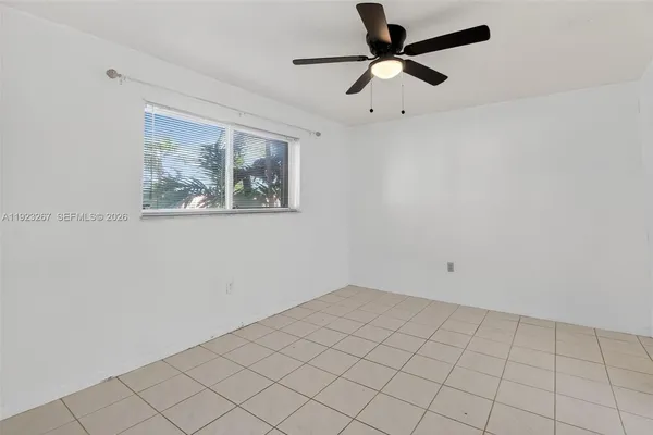 $2,100 | 11309 Southwest 200th Street, Unit 209C, Miami, FL 33157