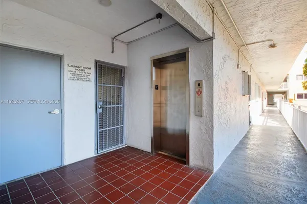 $2,100 | 11309 Southwest 200th Street, Unit 209C, Miami, FL 33157