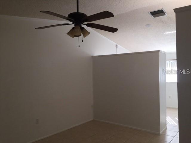 327 Bobby Jones Road, Unit 327 Sarasota, FL 34232 - Photo 5 of 17