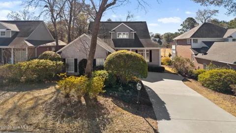 $695,000 | 8341 Vintage Club Circle, Wilmington, NC 28411