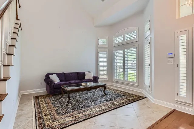 $750,000 | 5000 Mission Oaks Boulevard, Unit 46, Austin, TX 78735