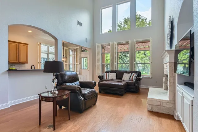 $750,000 | 5000 Mission Oaks Boulevard, Unit 46, Austin, TX 78735